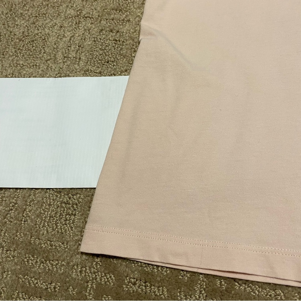 {Everlane} The Box-Cut Tee in Essential Cotton | Light Peach ~ Size Medium - Picture 12 of 15